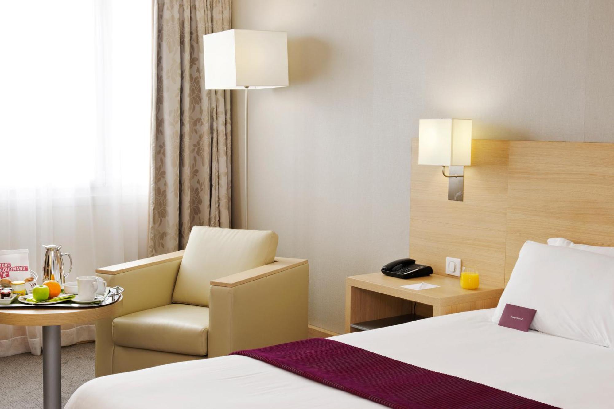 Mercure Paris Velizy Exterior photo